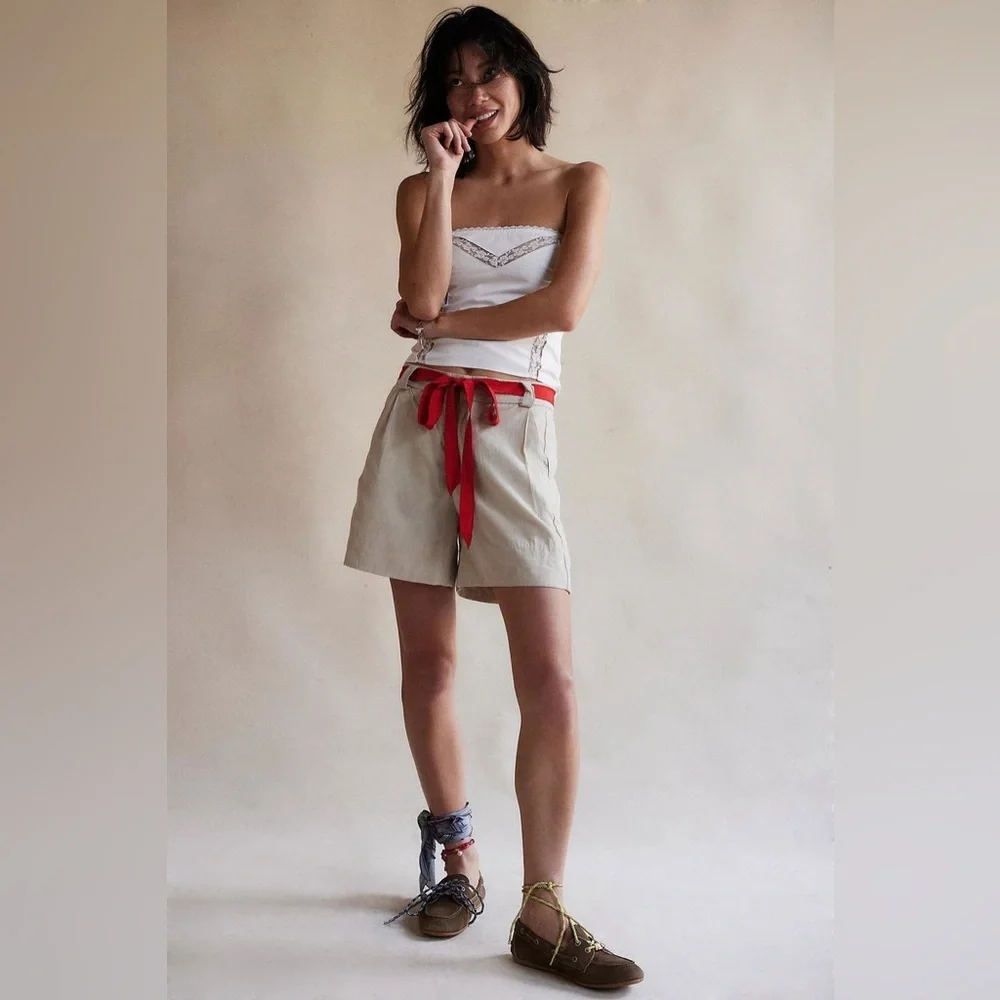 NWOT Free People Perfect Prep Linen Blend Trouser Shorts in Light Sand Sz 2